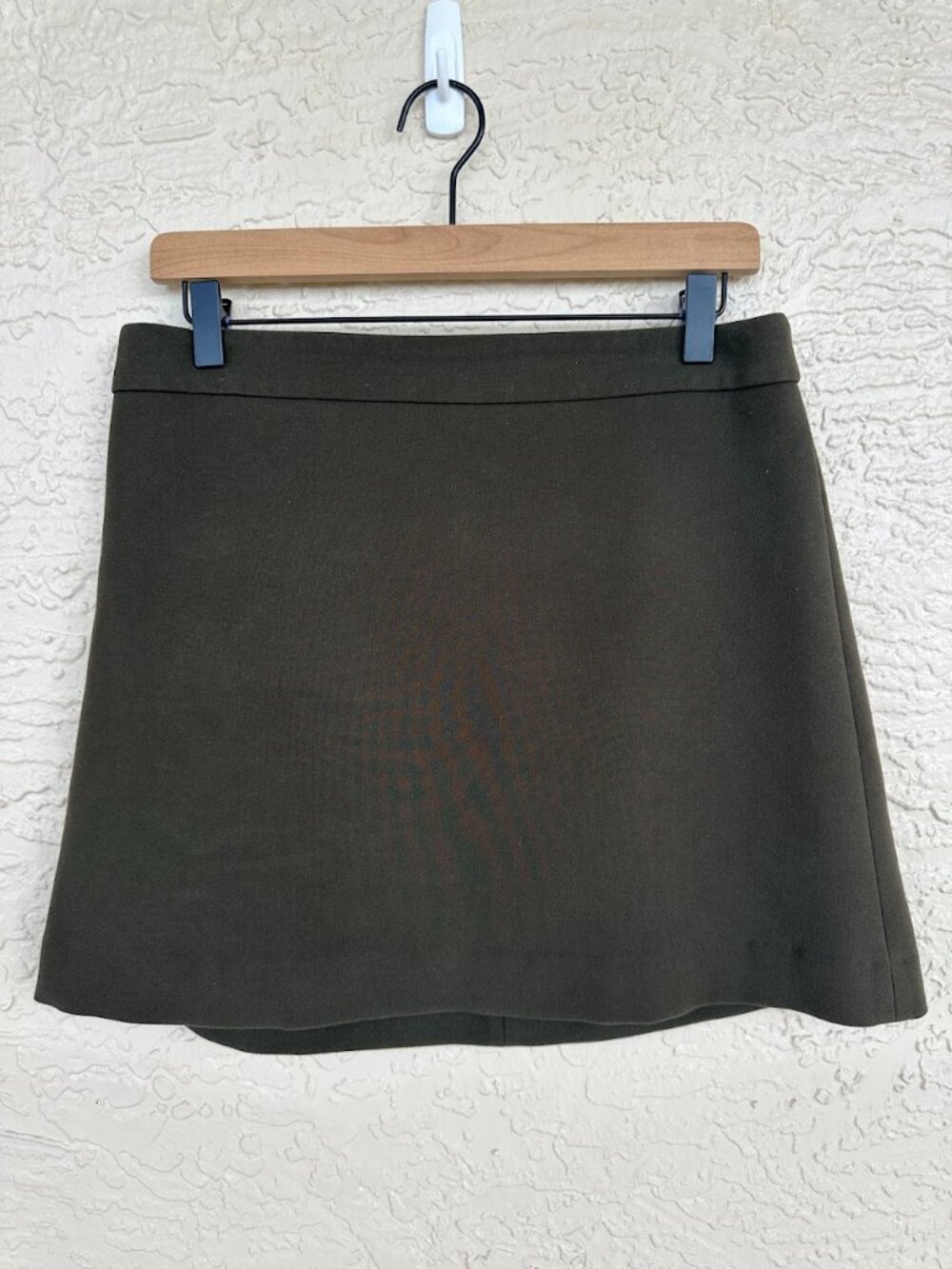 Express Olive A-Line Skirt Lined Thick Luxe Fabric Size 8 Minimalist